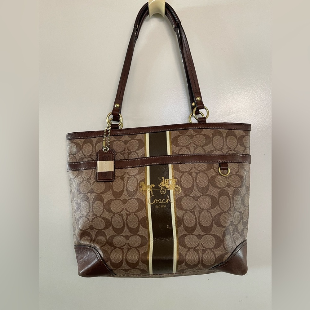 Coach🏇Signature Bag, Brown Leather with Logo Print